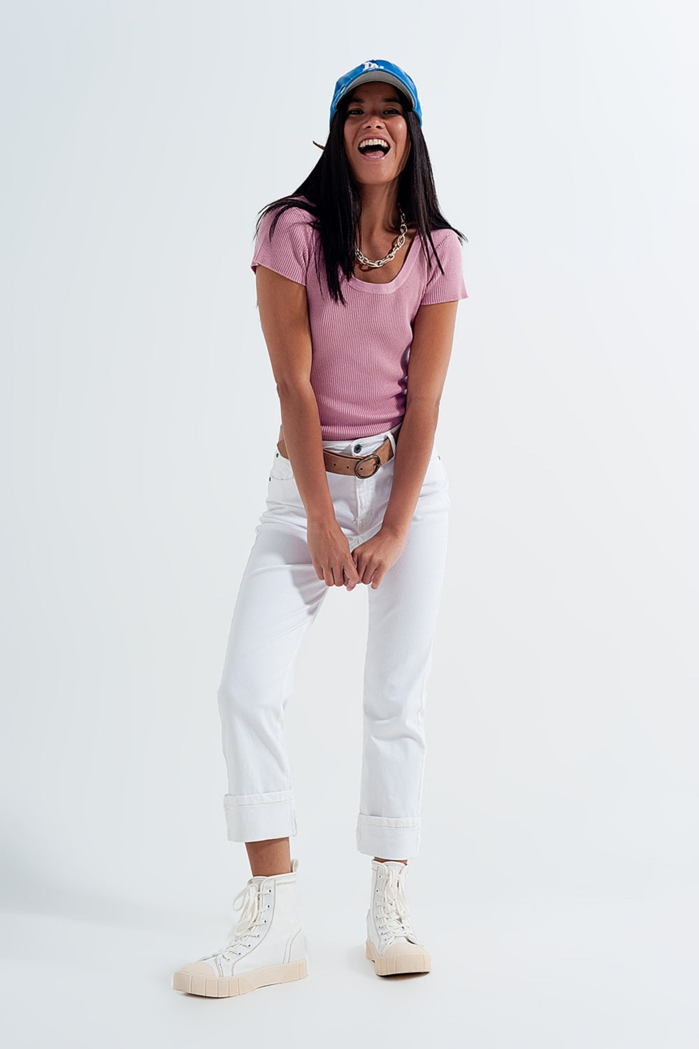 Camisola de malha com nervuras apertadas e pescoço redondo em rosa