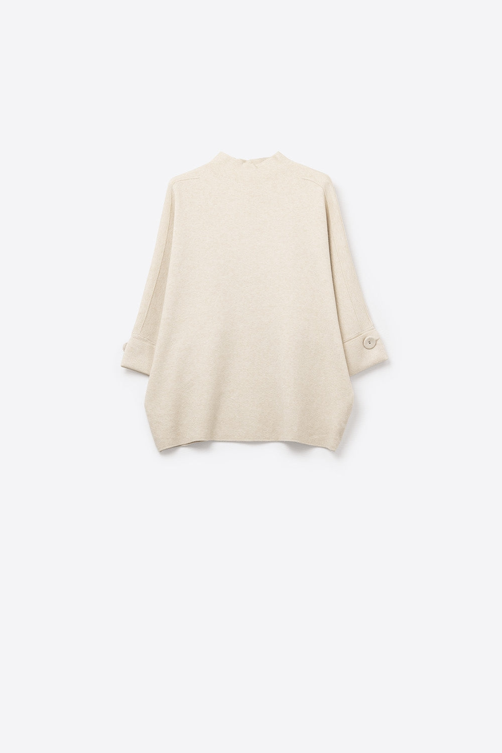 Q2 Camisola de malha creme com pormenores de bot›es