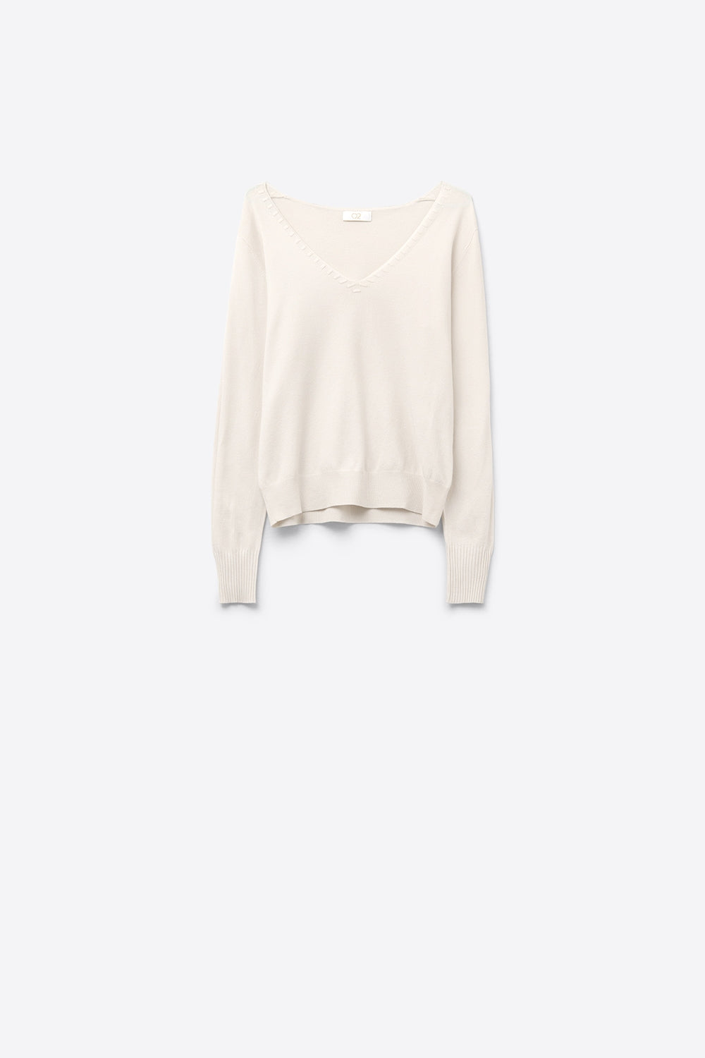 Q2 Camisola de malha fina com decote em V e pormenores decorativos no decote em branco