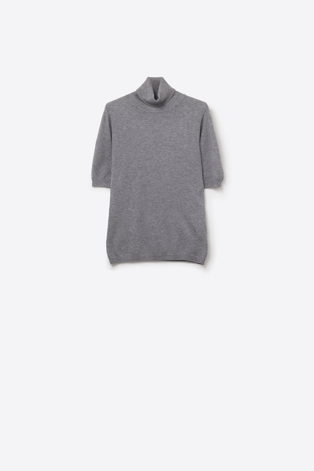 Q2 Camisola de malha fina em cinzento com gola alta e mangas até ao cotovelo
