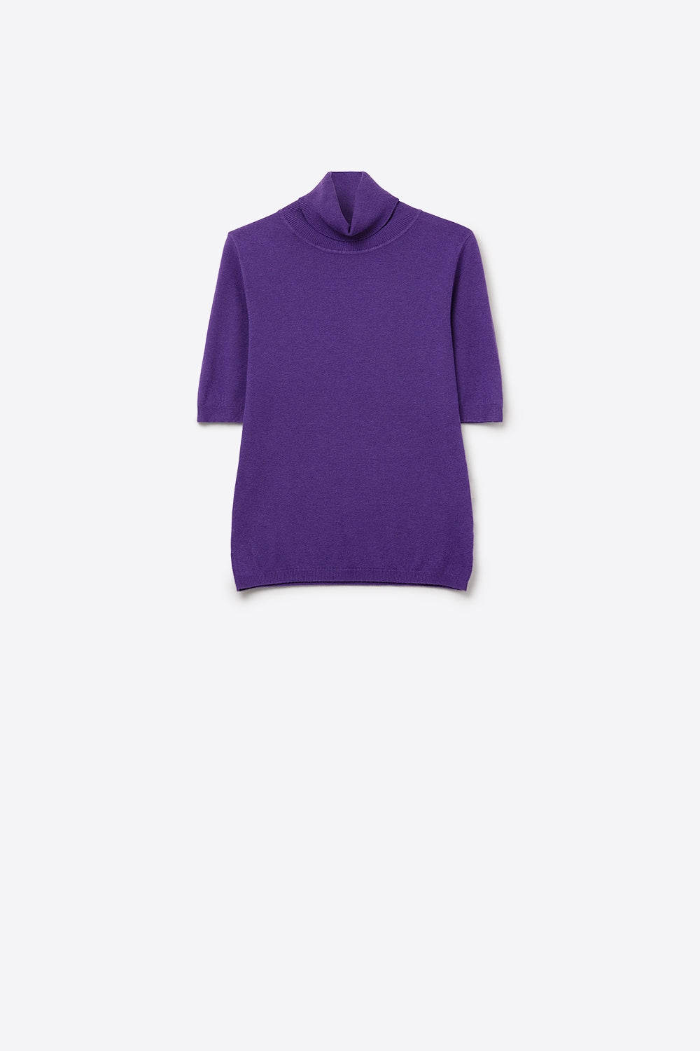 Q2 Camisola de malha fina em roxo com gola alta e mangas até ao cotovelo