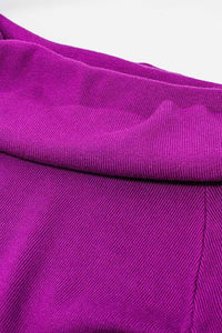 Camisola de malha fina fúcsia com gola redonda larga