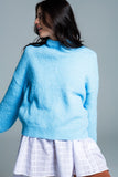 Camisola de malha macia azul clara