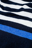 Camisola de malha macia azul-marinho com riscas brancas