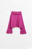 camisola de malha macia com gola alta em cor fucsia
