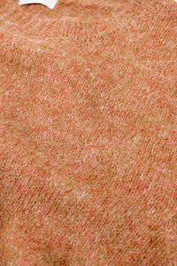 camisola de malha macia de corte padrão em camel