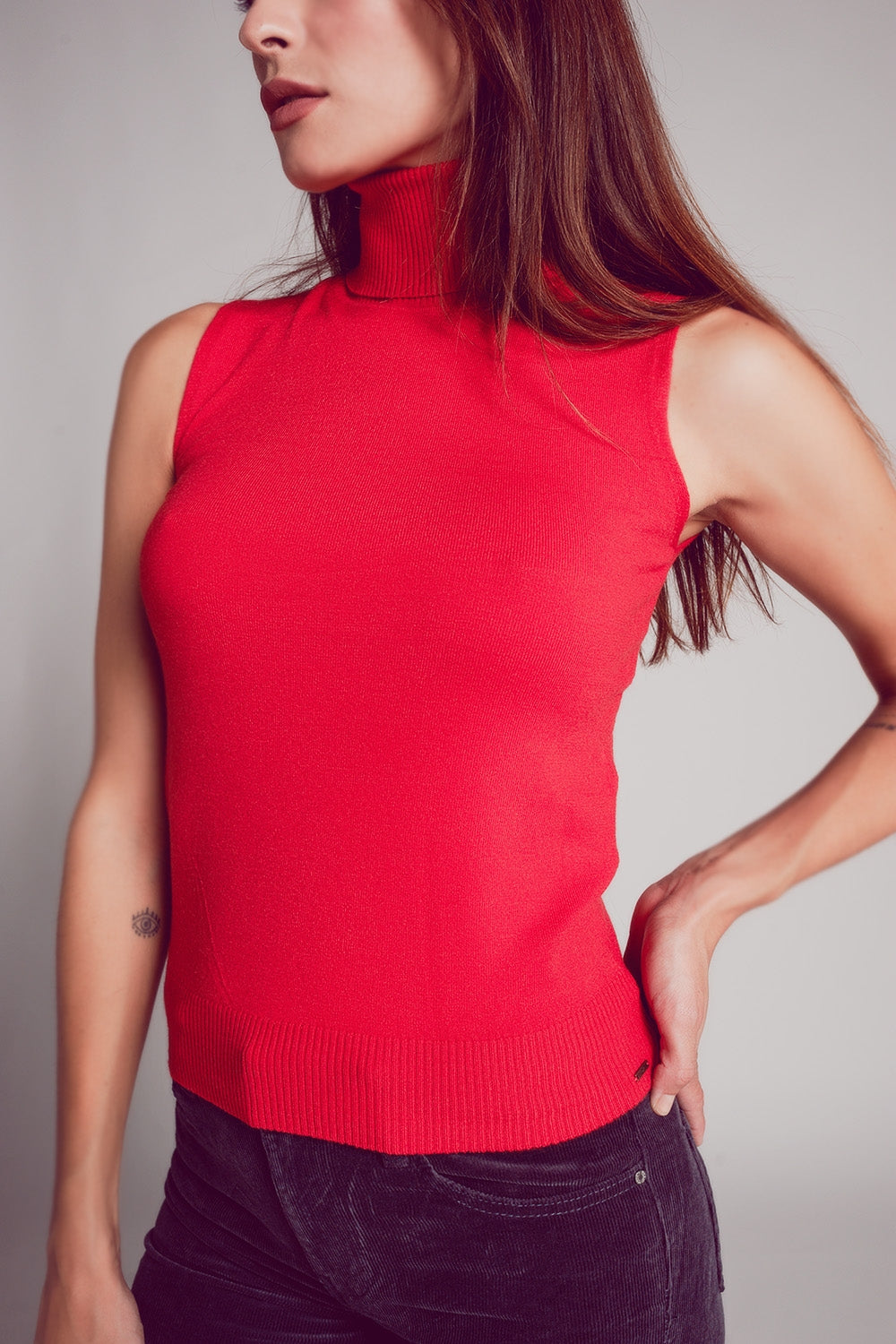 Q2 Camisola de malha sem mangas em vermelho