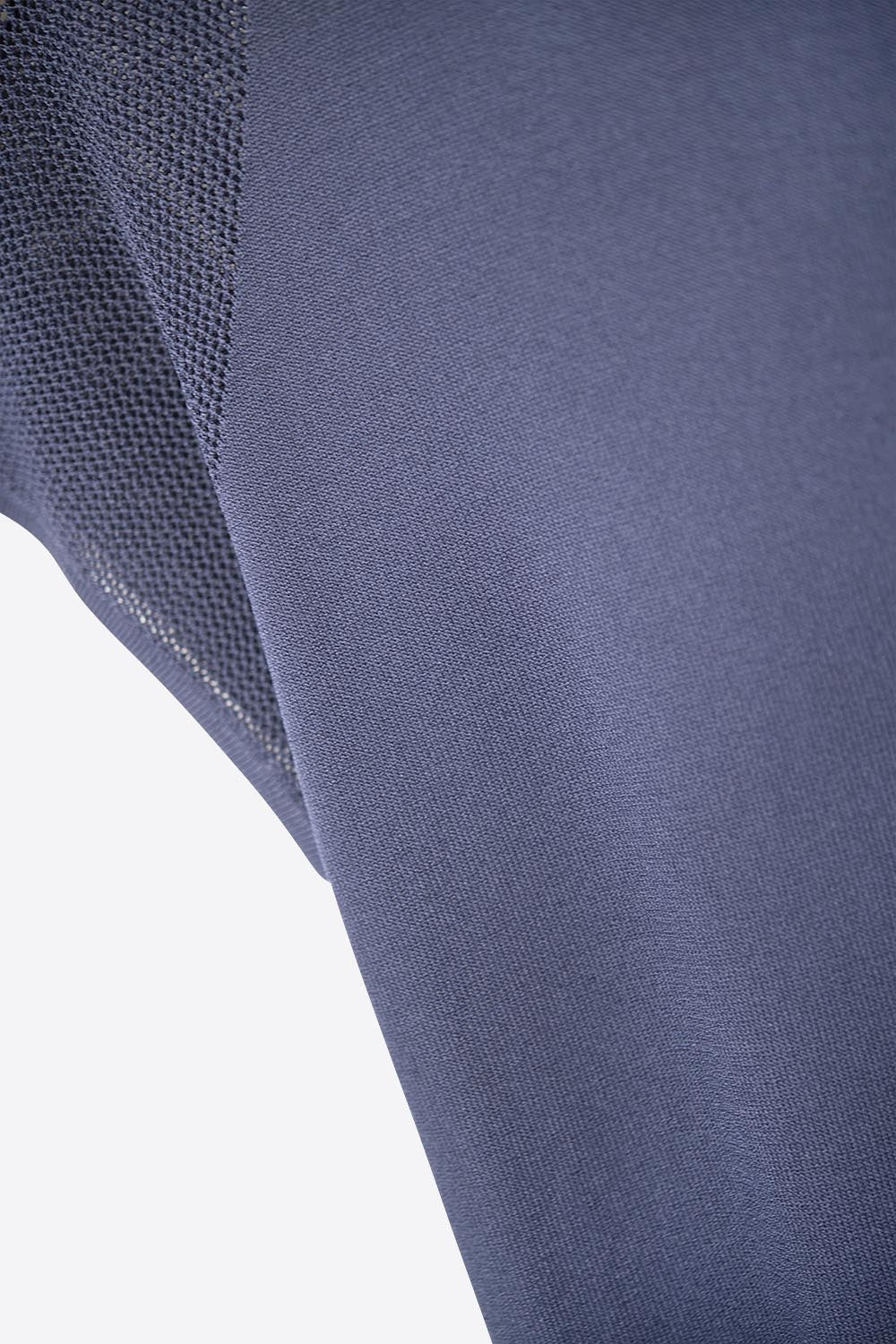 Camisola de manga curta azul-marinho com malha no ombro