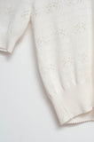 Camisola de manga curta com costura decorativa em creme