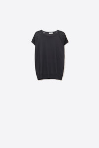 Q2 Camisola de manga curta com nervuras preta e malha no ombro