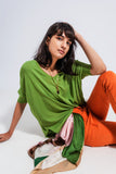 Q2 Camisola de manga curta de corte quadrado em verde
