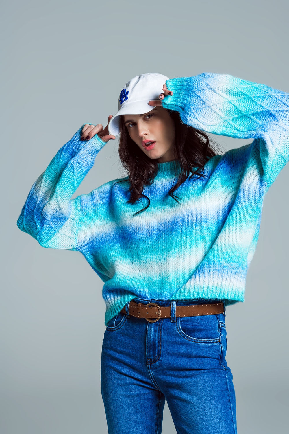 Camisola descontraída com estampado Ombre em tons de azul e estampado Argyle nas mangas