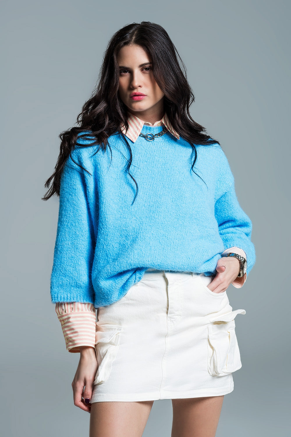 Q2 Camisola descontraída com manga francesa e gola redonda em azul