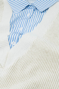 camisola e camisola às riscas azuis numa só peça