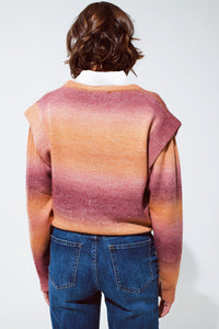 Camisola em ombre laranja e vermelho com gola redonda e pormenores nas mangas