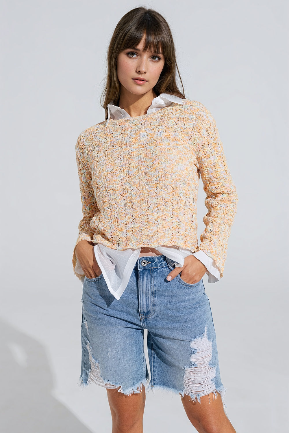Q2 Camisola multicolorida com mangas largas