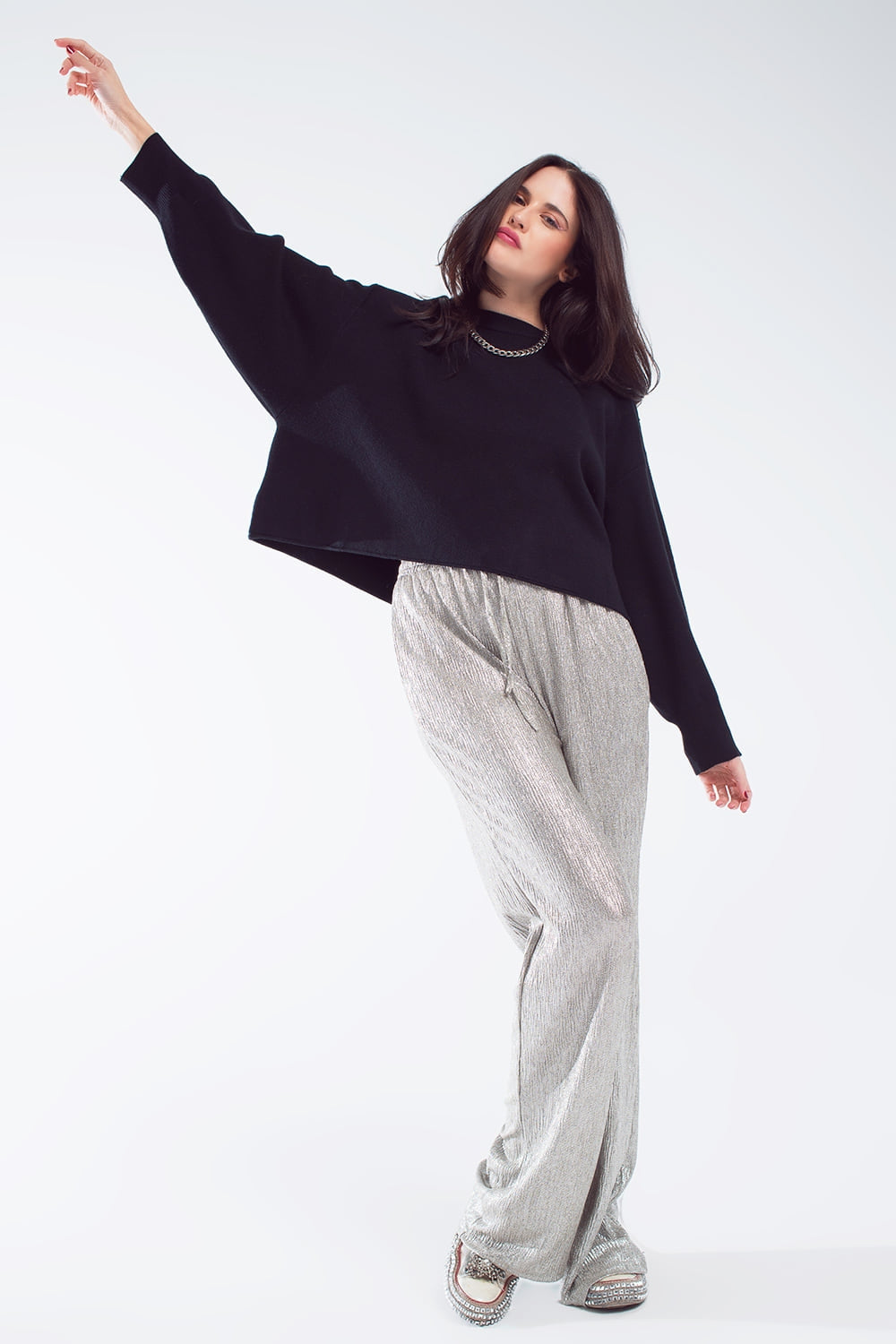 Camisola oversized com gola de barco em preto