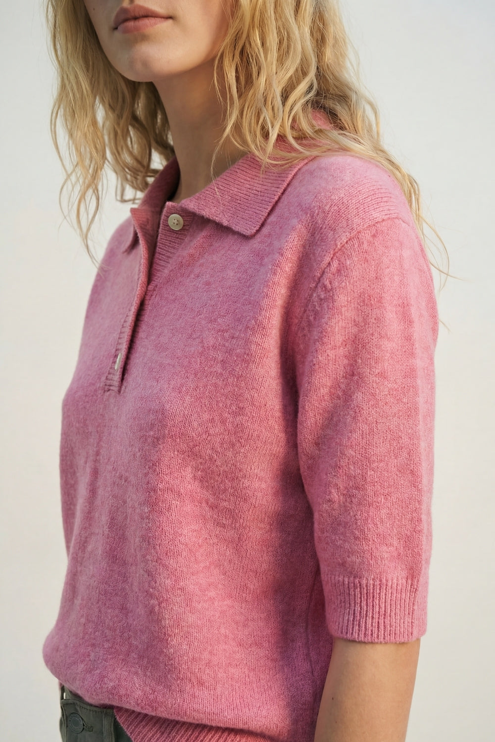 Camisola pólo cor-de-rosa de malha macia e fofa