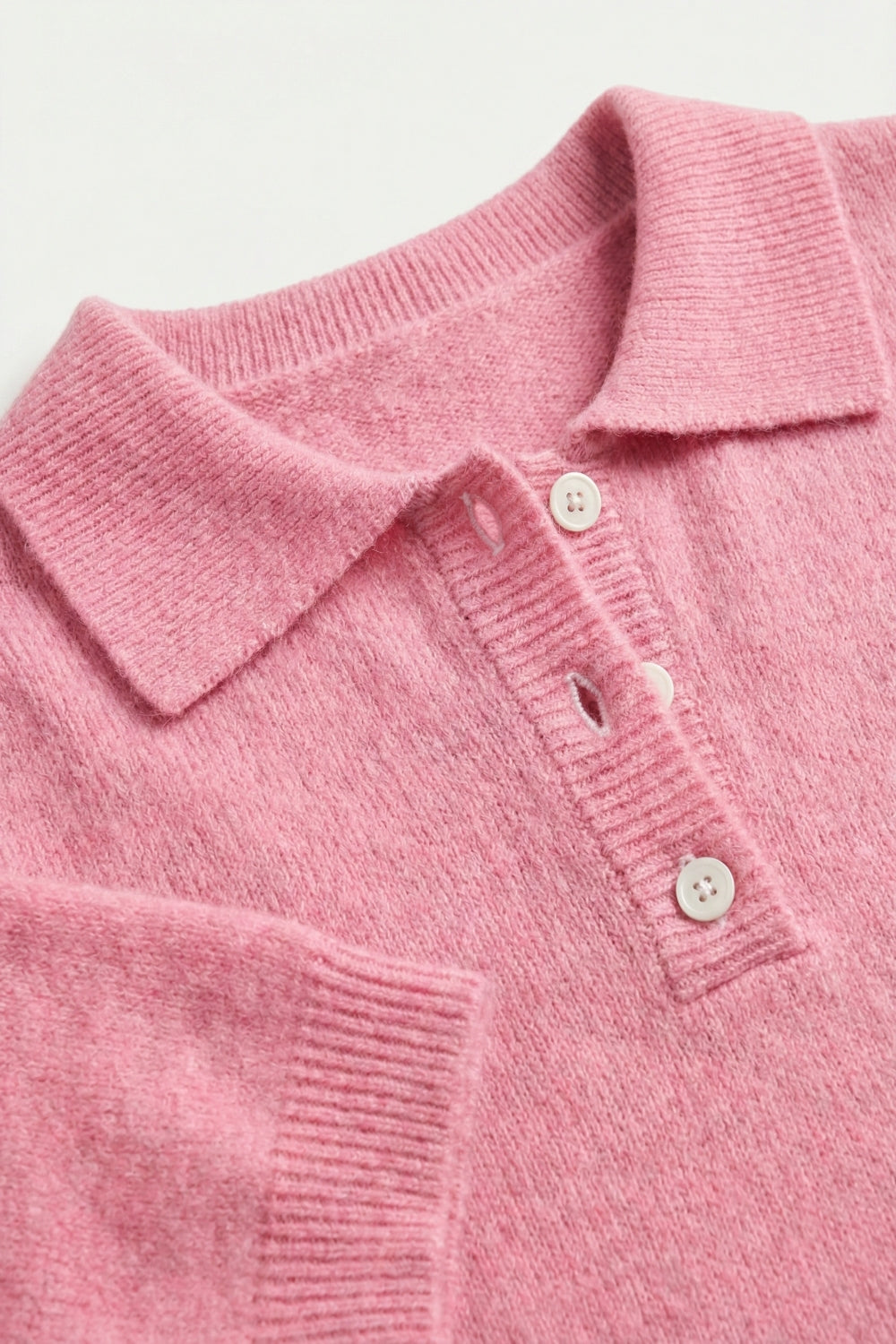 Camisola pólo cor-de-rosa de malha macia e fofa