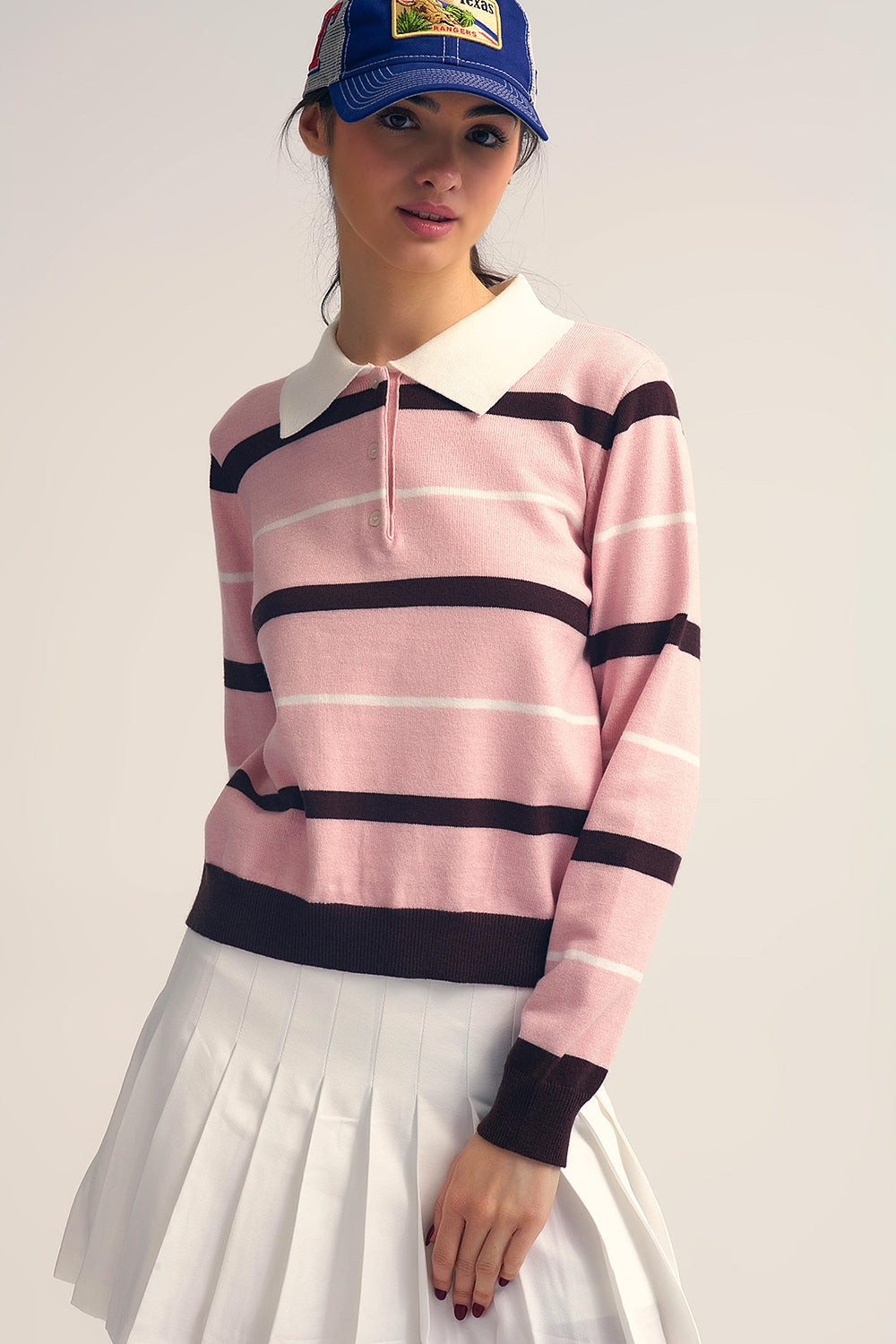 Q2 Camisola polo de malha às riscas em rosa com gola branca