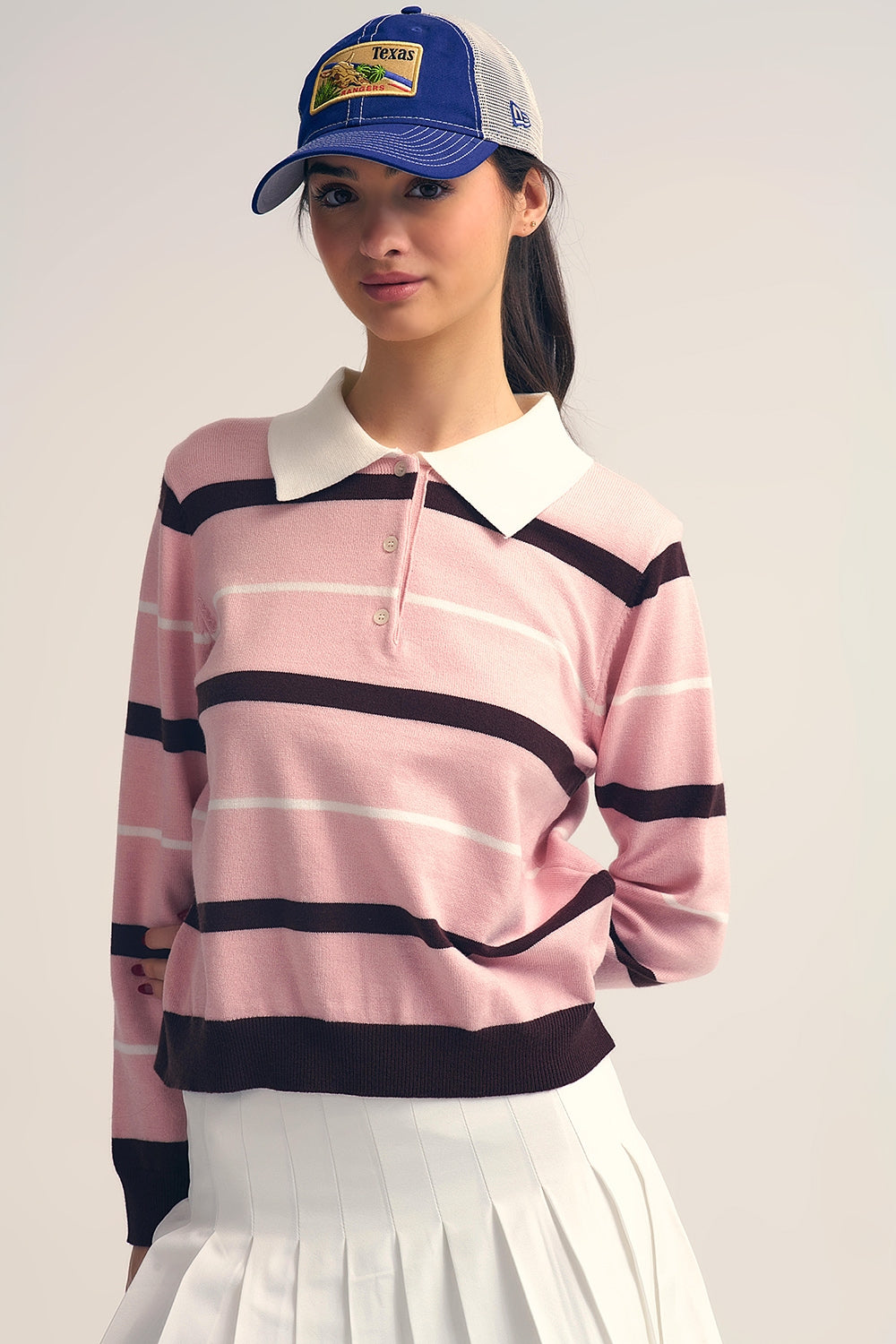 Camisola polo de malha às riscas em rosa com gola branca
