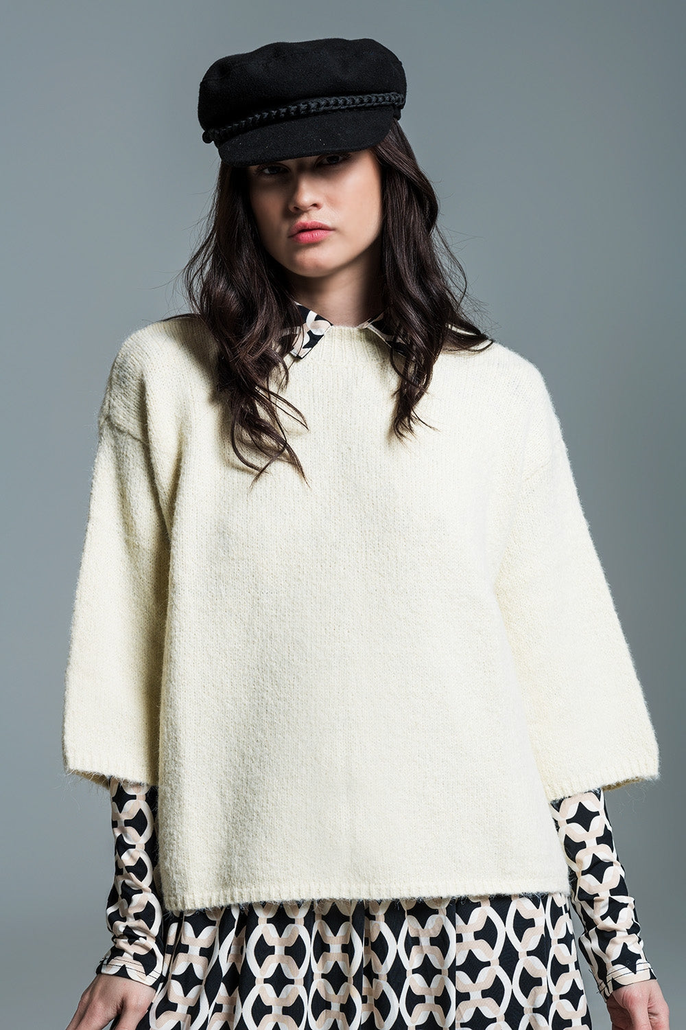 Q2 Camisola Relaxed com manga 3/4 e gola redonda em creme