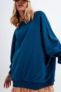 Camisola super grande com costura decorativa em azul