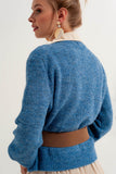 Cardigan azul com botões
