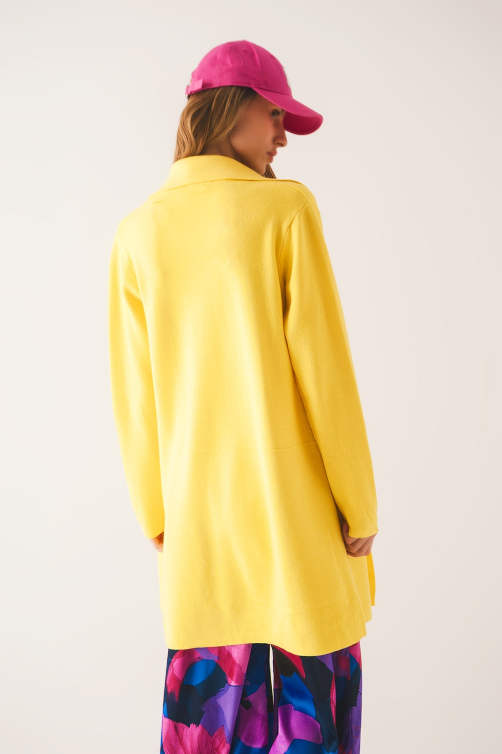 Cardigan de gola oversized em amarelo