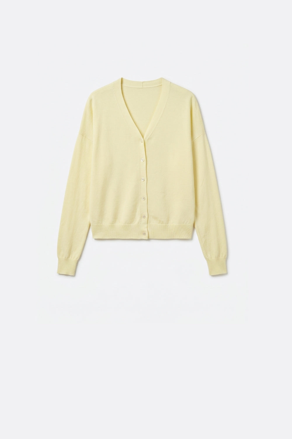 Q2 Cardigan Leve de Malha com Decote em V na Cor Amarelo Manteiga Suave