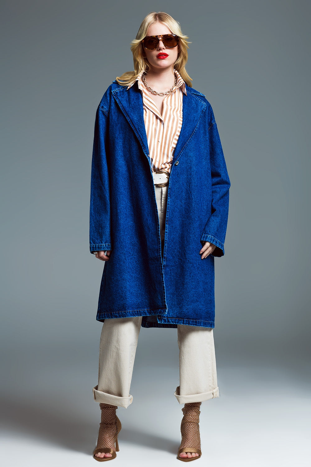 Q2 Casaco de ganga oversized com gola larga em lavagem média