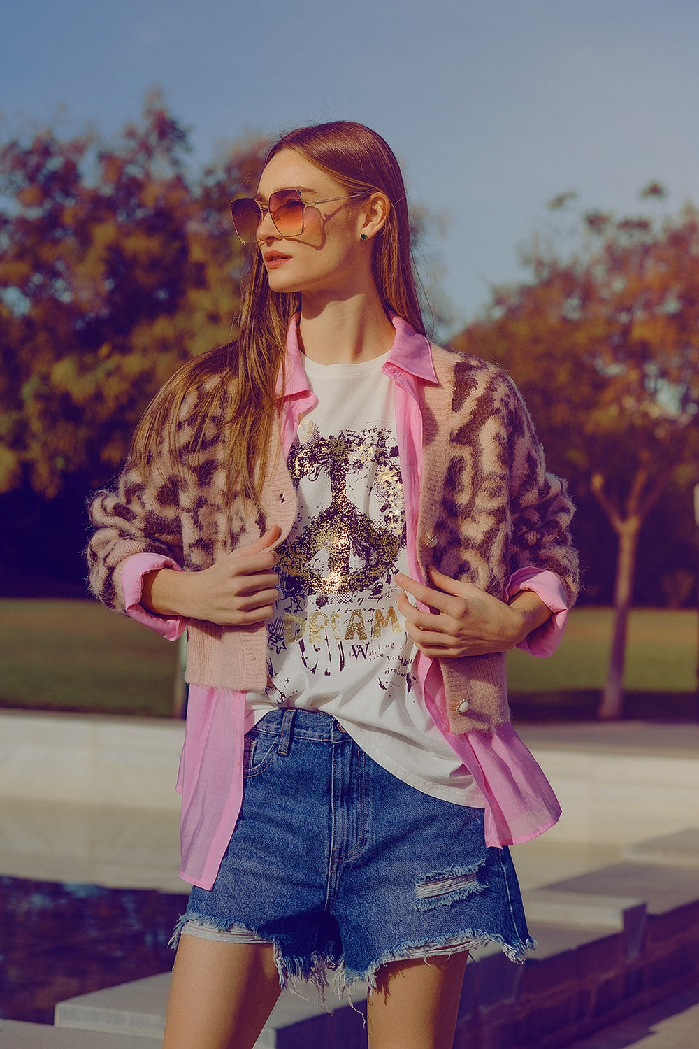 casaco de lã com estampado de leopardo em cor-de-rosa