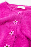 Casaco de malha curto e fofo cor-de-rosa com botões de flores
