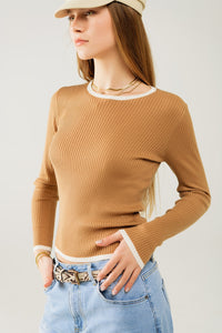Q2 Casual camelo Rib Swearer com detalhe de acabamento branco