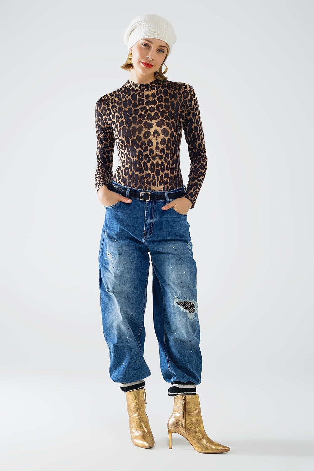 Corpo em spandex com estampado de leopardo e manga comprida