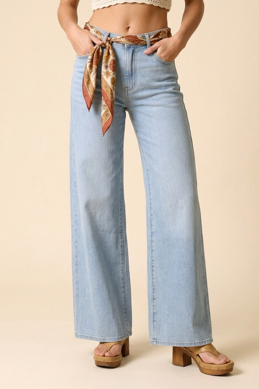 Q2 Denim de Cintura Alta e Perna Larga em Lavagem Azul Claro