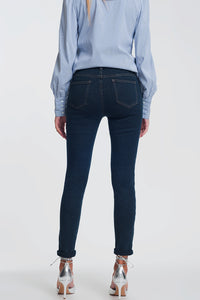 Jeans de cintura alta com lavagem escura