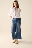 Jeans dritti con tasche posteriori sul davanti