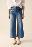 Q2 Jeans dritti con tasche posteriori sul davanti