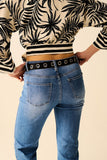 Jeans elásticos de denim em lavagem média