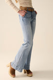 jeans flare de lavagem clara feitos de denim de alta qualidade