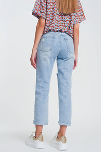 Jeans rasgados straight em denim claro