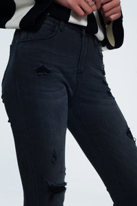 Q2 Jeans skinny angustiado em preto