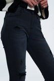 Q2 Jeans skinny angustiado em preto