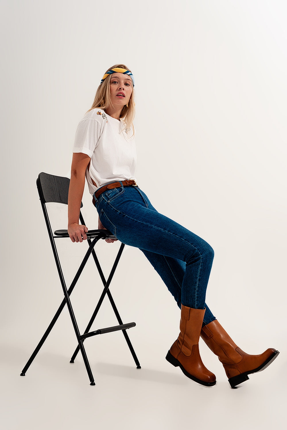 Q2 jeans super skinny de cintura alta em azul escuro com elástico de alta qualidade