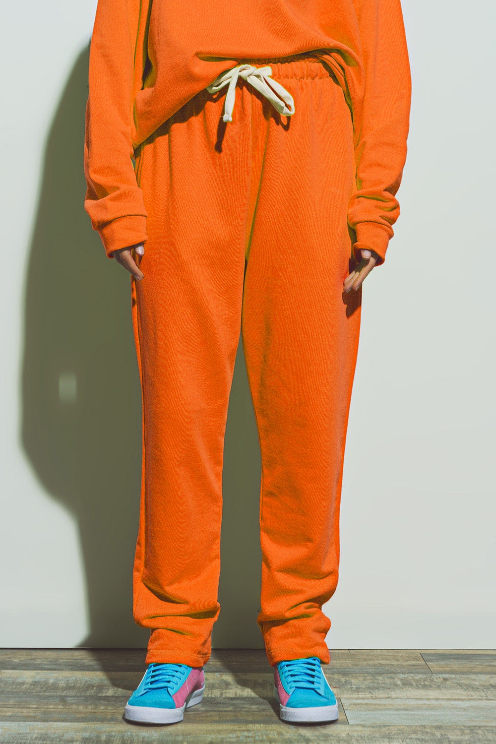 Q2 Jogger com cintura de laço em Laranja Brilhante