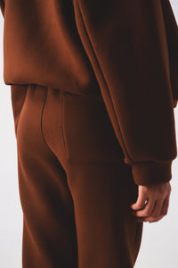 Jogger de algodão em castanho