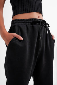 Joggers básicos de cordão de algodão preto