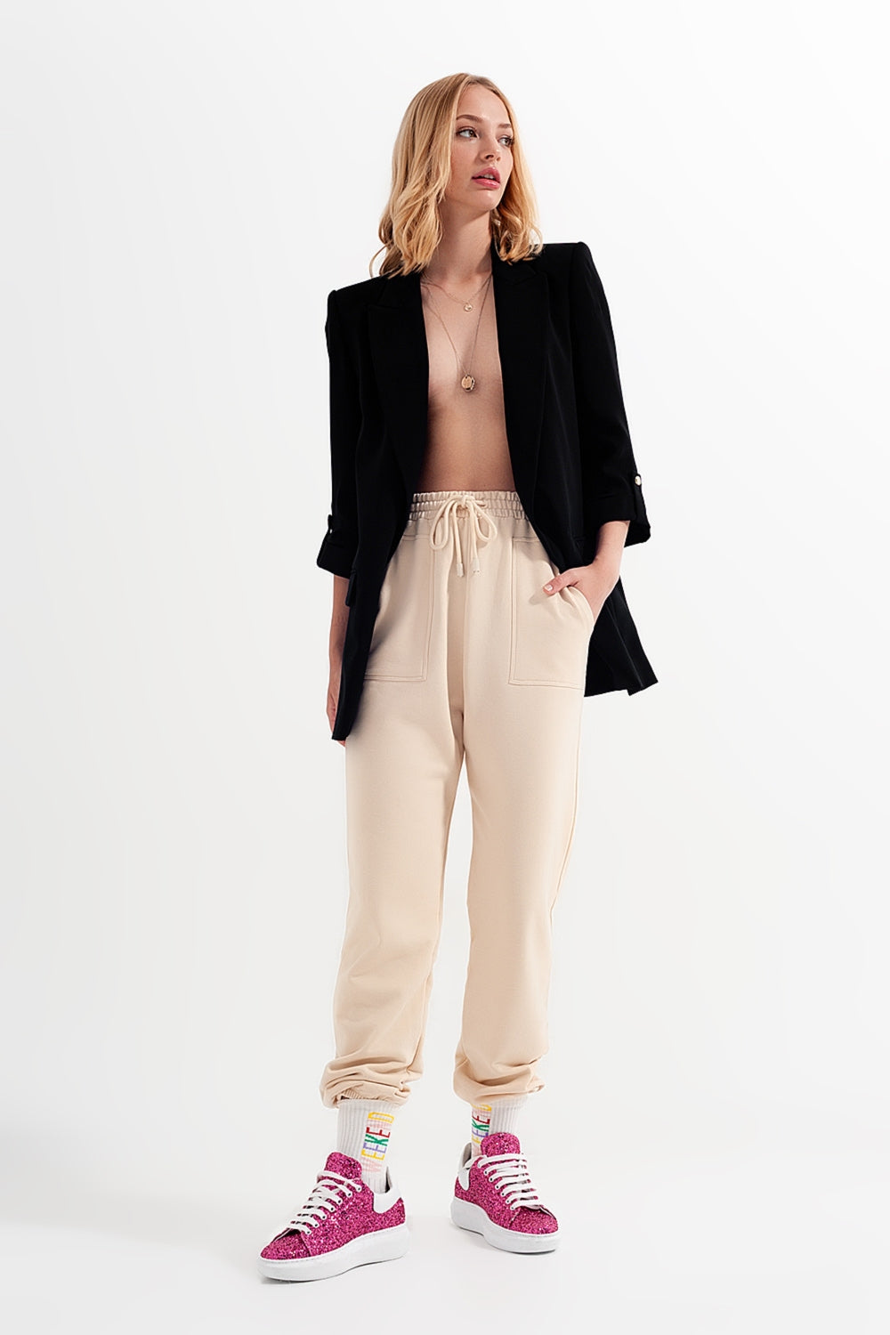 Joggers com faixa elástica na cintura em bege