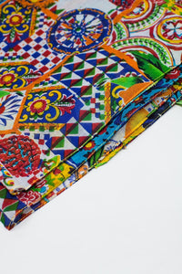 Lenço de seda com estampado abstrato multicolorido